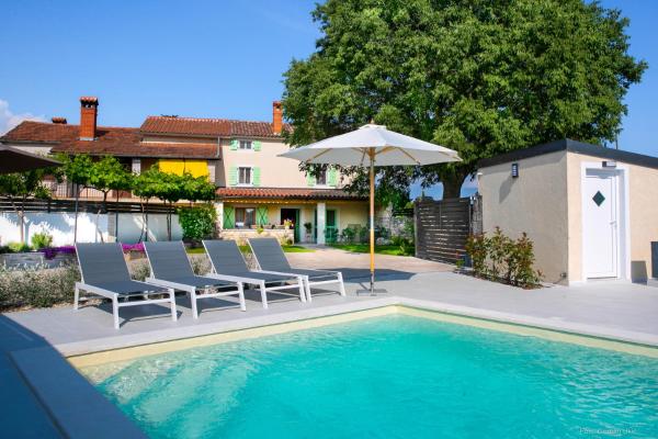 På bildet vises objektet House Ladonja with private pool som ligger i byen Bale.