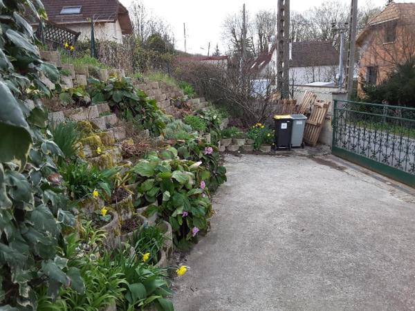 På billedet ses objektet la Besotte 2 pièces 40 m2 beliggende i byen Esbly.