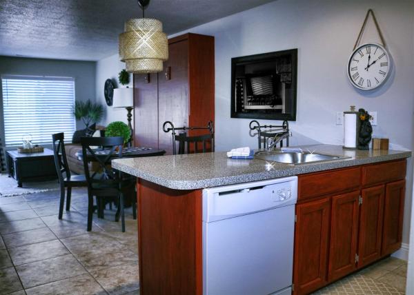 Foto 6: Condo #111 - Inn Bldg