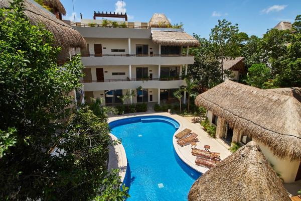 La photo montre l'objet Aldea Zama Penthouse with Private Rooftop in Gated Community situé dans la ville de Tulum.