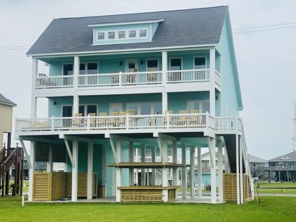 On Deck Crystal Beach Home Home - Crystal Beach, TX