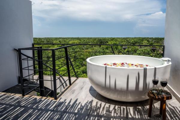 Na zdjęciu widoczny jest obiekt Pent House de lujo con roof top privado rodeado de naturaleza położony w mieście Tulum.