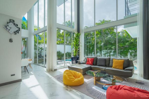 Spacious 4br Pool Villa At Grand View In Bangtao - Phuket