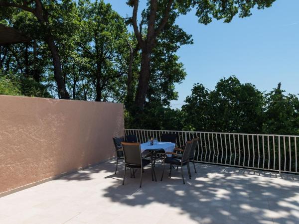 A la foto es mostra l'objecte Apartments Marmo - One Bedroom Apartment with Balcony and Sea View Apartman 1 situat a la ciutat de Mlini.