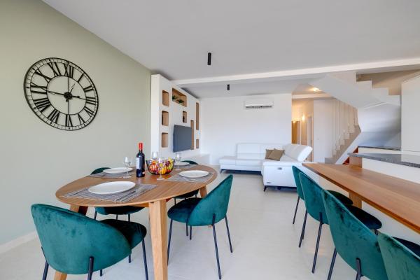 Foto 7: Stylish Duplex in a Tranquil Central Area