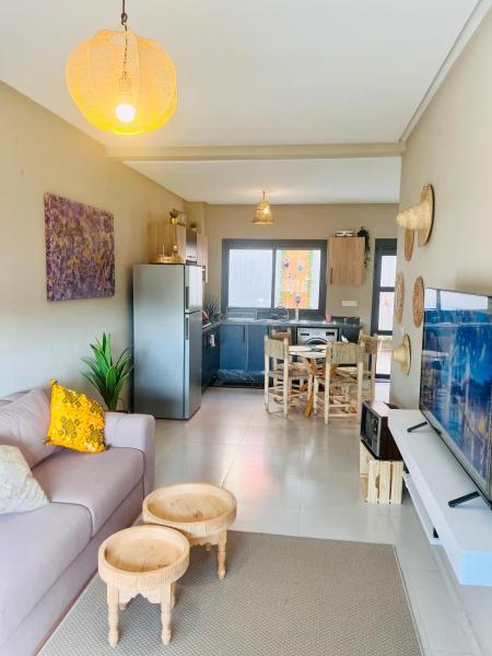 På billedet ses objektet Nice Apartment near airport mohammed V International Casablanca beliggende i byen Deroua.