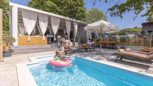 Villa Superior - Private Heated Pool - Jacuzzi - Breakfast In Pool - Poreč