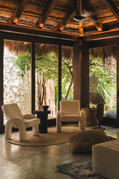 Na zdjęciu widoczny jest obiekt Luxury Villa in Sian Kan położony w mieście Tulum.