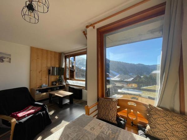 A la foto es mostra l'objecte Studio cabine cosy à 5min à pieds des pistes et du centre ville situat a la ciutat de Les Gets.