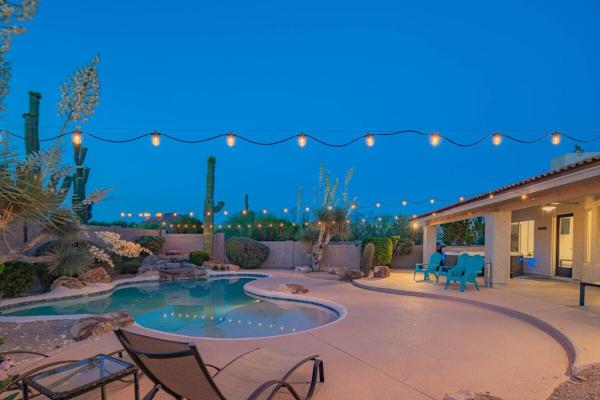 A la foto es mostra l'objecte Sunny Scottsdale Oasis with pool situat a la ciutat de Currys Corner.