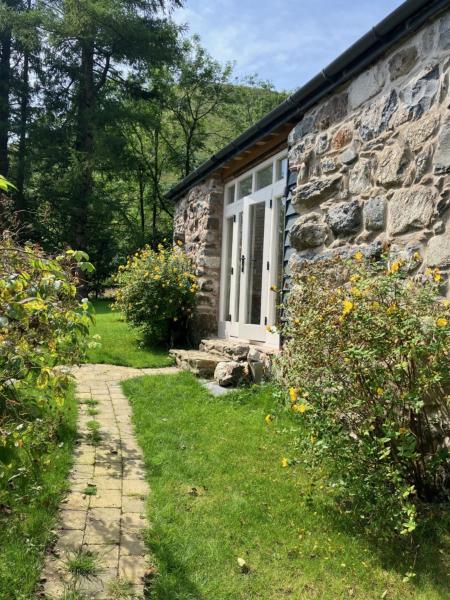 Foto 9: Studio in medieval Welsh farmhouse