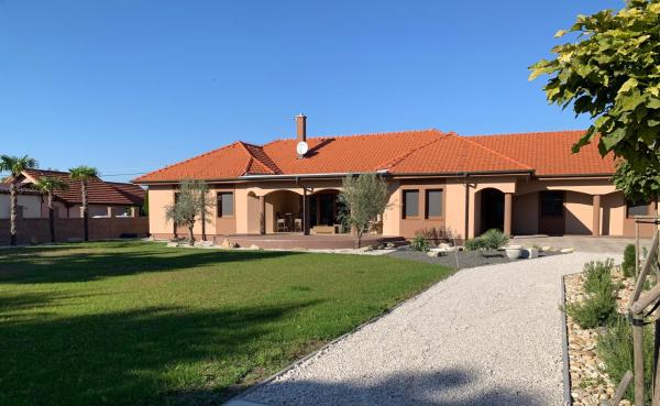 Nella foto è visibile l'oggetto Bahama apartments situato nella città di Oľdza.