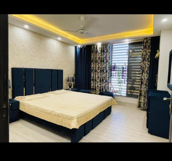 A la foto es mostra l'objecte One Bed Luxury Apartment situat a la ciutat de Malot.