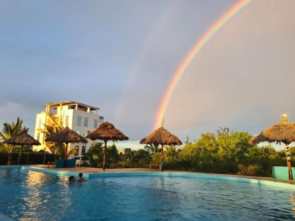 Na fotografii je vidět objekt Five Seasons Zanzibar Ocean View Hotel nacházející se ve městě Muyuni.