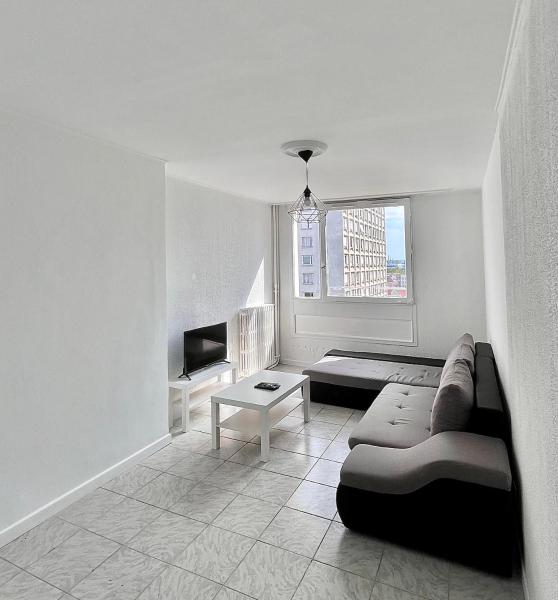 På billedet ses objektet Appartement T5 Spacieux beliggende i byen Lyon.