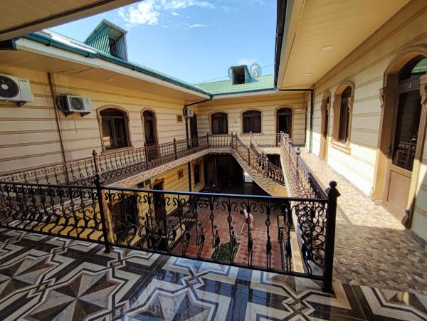 Auf dem Foto ist das Objekt Shahram Plus Boutique Hotel Registan B&B in der Stadt Samarkand zu sehen.