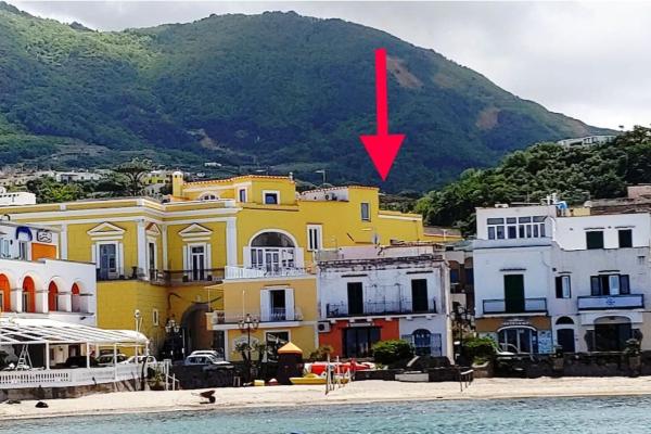 A la foto es mostra l'objecte Gigi centralissimo appartamento Ischia Lacco Ameno situat a la ciutat de Ischia.