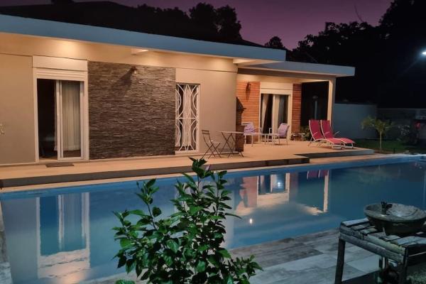 Très belle villa pied dans l'eau, Foulpointe