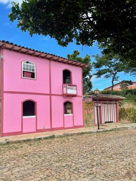 På billedet ses objektet Casa Rosa Pirenópolis beliggende i byen Pirenópolis.