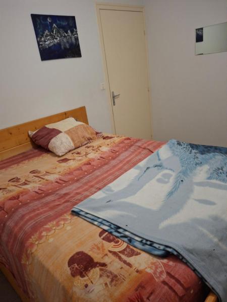 A la foto es mostra l'objecte Nid douillet situat a la ciutat de Saint-Léger.