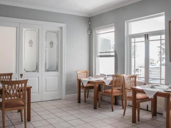 Craigrownie Luxury Guest House - Camps Bay