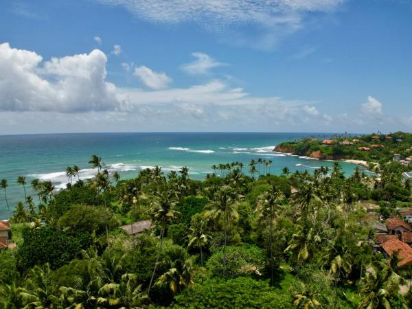 OceanLife Surf Stay at Horizon Inn