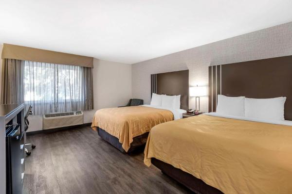 A la foto es mostra l'objecte Quality Inn Burbank Airport situat a la ciutat de Sunland.