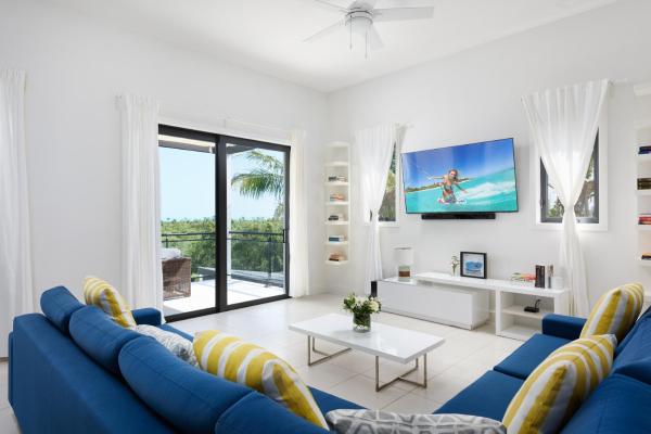 Alize Villa - 4 Br Ocean View - Turks and Caicos Islands