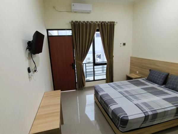 写真にはGembong市にあるTentrem Guesthouse Baruが写っています。