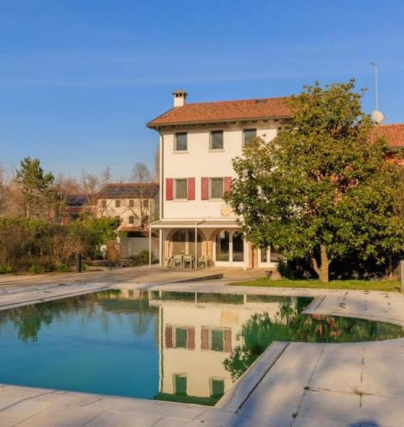 På billedet ses objektet Venetian Hideaway - Villa Maria beliggende i byen Salgareda.