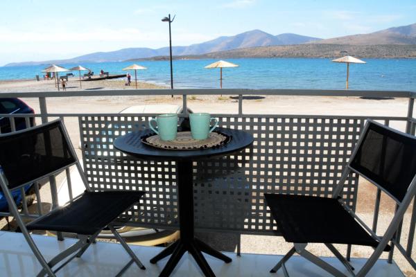 Na fotografii je vidět objekt Aquamarine - Beach Flat nacházející se ve městě Itea.
