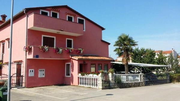 A la foto es mostra l'objecte Apartment A5 situat a la ciutat de Poreč.