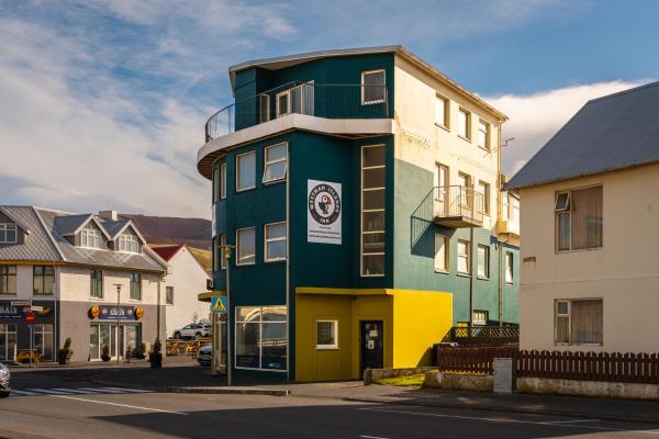 Westman Islands Inn, Вестманнаэйяр