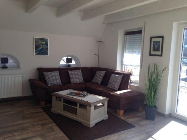 Na zdjęciu widoczny jest obiekt House little Maddi Comfortable Vacation Home położony w mieście Neßmersiel.