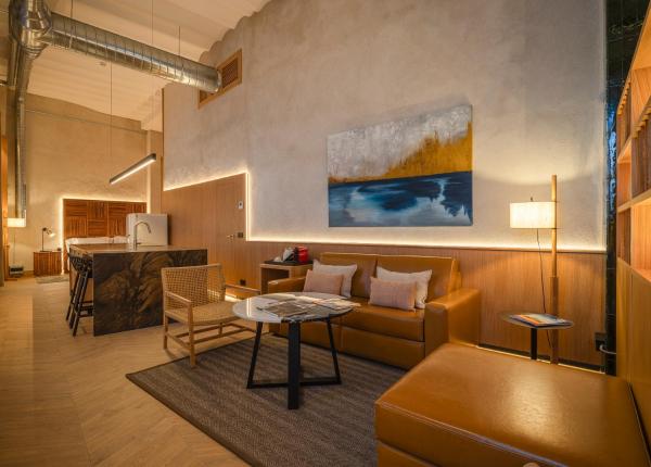 ÉClat - City Center - Avenue Luxury Apartment - Private Free Parking - Bormujos