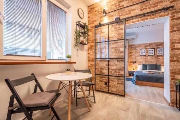 Foto 2: 1BD Flat in Sofia Center - 2 min to Vitosha & NDK by Flat Mаnager