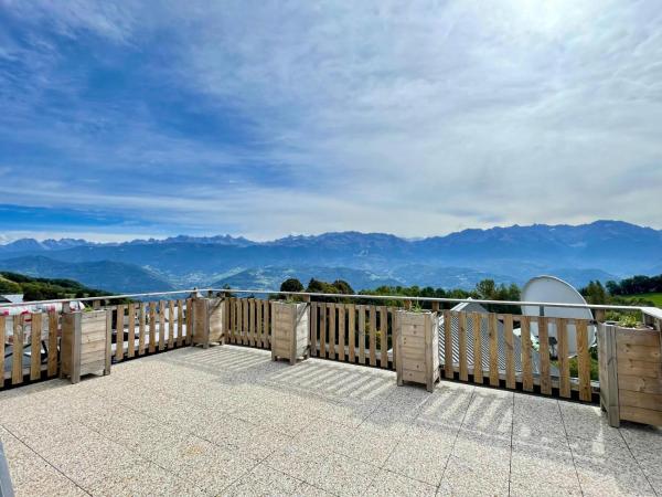 Na fotografii je vidět objekt Appartement-magnifique terrasse nacházející se ve městě Saint-Bernard.