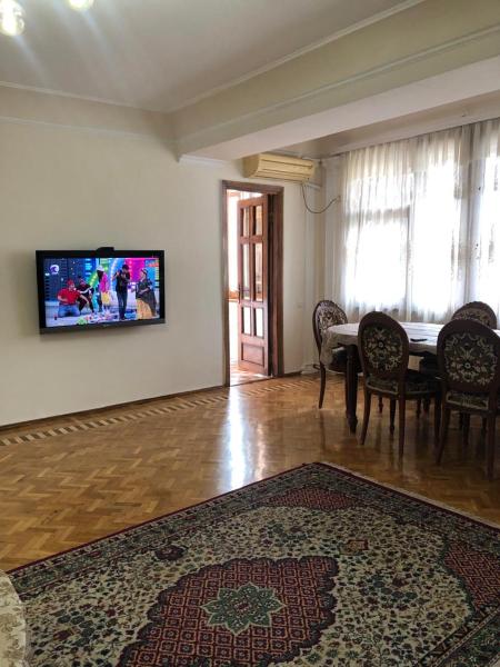 Прекрасная квартира Бульвар Набережная самый центре баку, Baku