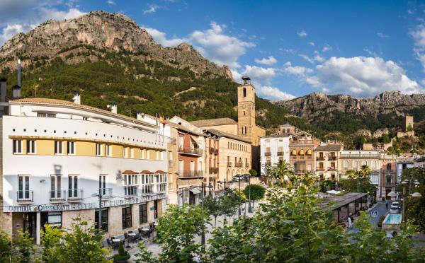 Nella foto è visibile l'oggetto Hotel Ciudad de Cazorla situato nella città di Cazorla.