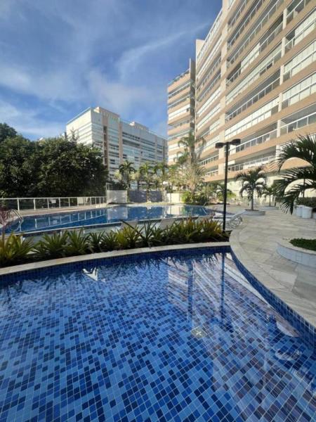 Na zdjęciu widoczny jest obiekt APARTAMENTO Riviera de São Lourenço położony w mieście Bertioga.