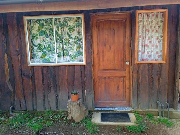 Na fotografii je vidět objekt Departamento frente a la entrada de los ojos del caburgua nacházející se ve městě Pucón.