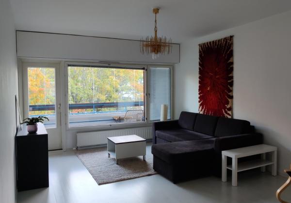 Viihtyisä kaksio puistonäkymällä, Helsinki