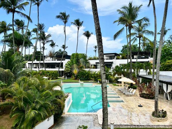 Kuvassa näkyy kohde Beachfront complex 3BD 3BA with pool, joka sijaitsee kaupungissa Las Terrenas.