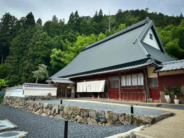 A la foto es mostra l'objecte NIPPONIA MIYAMA TSURUGAOKA Mountain Village situat a la ciutat de Nakamura.