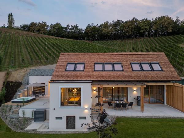 På bildet vises objektet steiRerBLiCke - Domaine Sernau Sauvignon som ligger i byen Gamlitz.