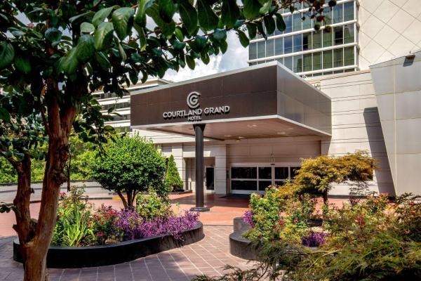 På billedet ses objektet Courtland Grand Hotel, Trademark Collection by Wyndham beliggende i byen Atlanta.