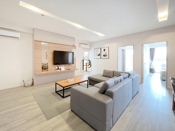 Na foto é possível ver o objeto Paradise Perch Tanjung Aru Inifnity Pool 2BR localizado na cidade de Tanjong Aru.