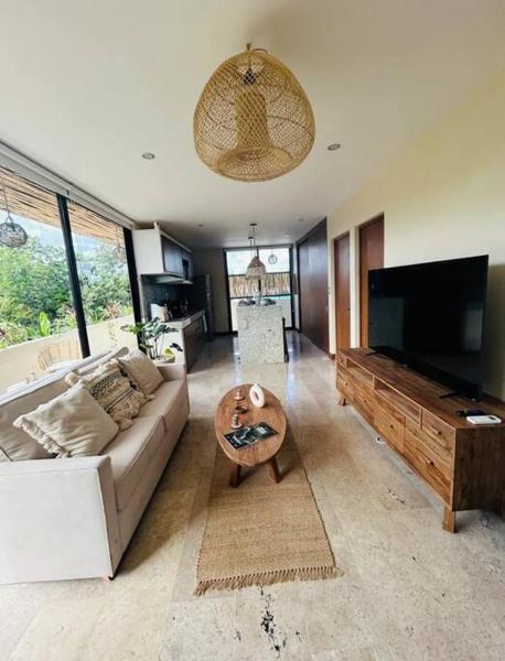 Na zdjęciu widoczny jest obiekt New large luxurious 1 bedroom, 1 bathroom apartment in Tulum położony w mieście Tulum.