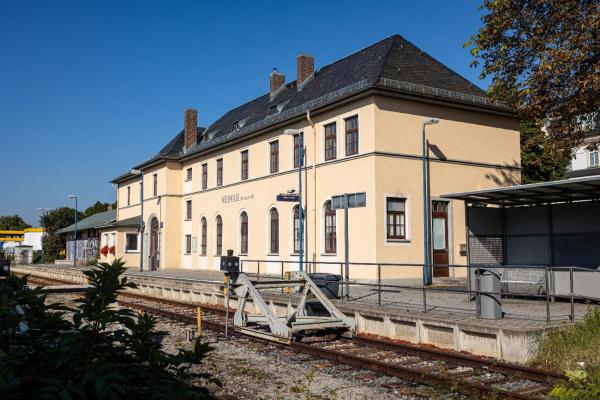 Nella foto è visibile l'oggetto Gutenacht Bahnhof situato nella città di Weimar.