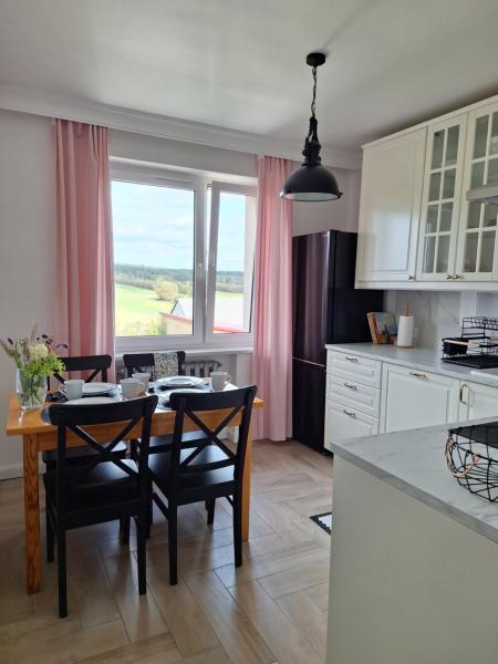 Kuvassa näkyy kohde SIELSKO - ANIELSKO Apartamenty 96m2, Kielce, Ogród, Grill, Bezpłatny Parking, joka sijaitsee kaupungissa Zagrody.